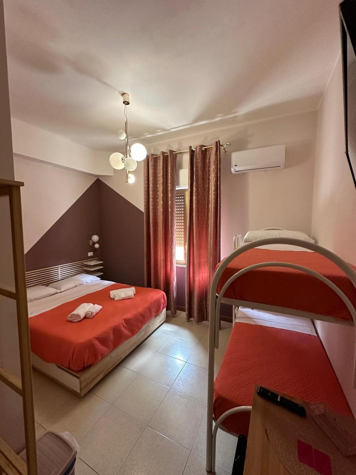 B&B Elegance Villa San Giovanni Luaran gambar